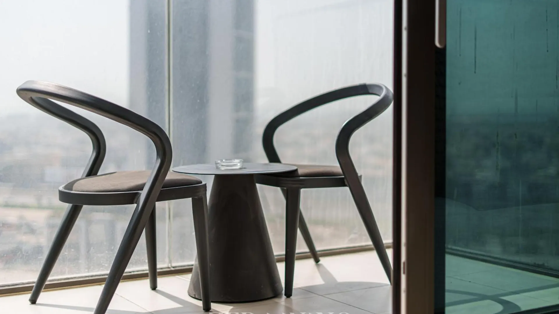 Zed Living - 2 Bedroom Next To Burj Khalifa - Burj Crown Dubai Apartment