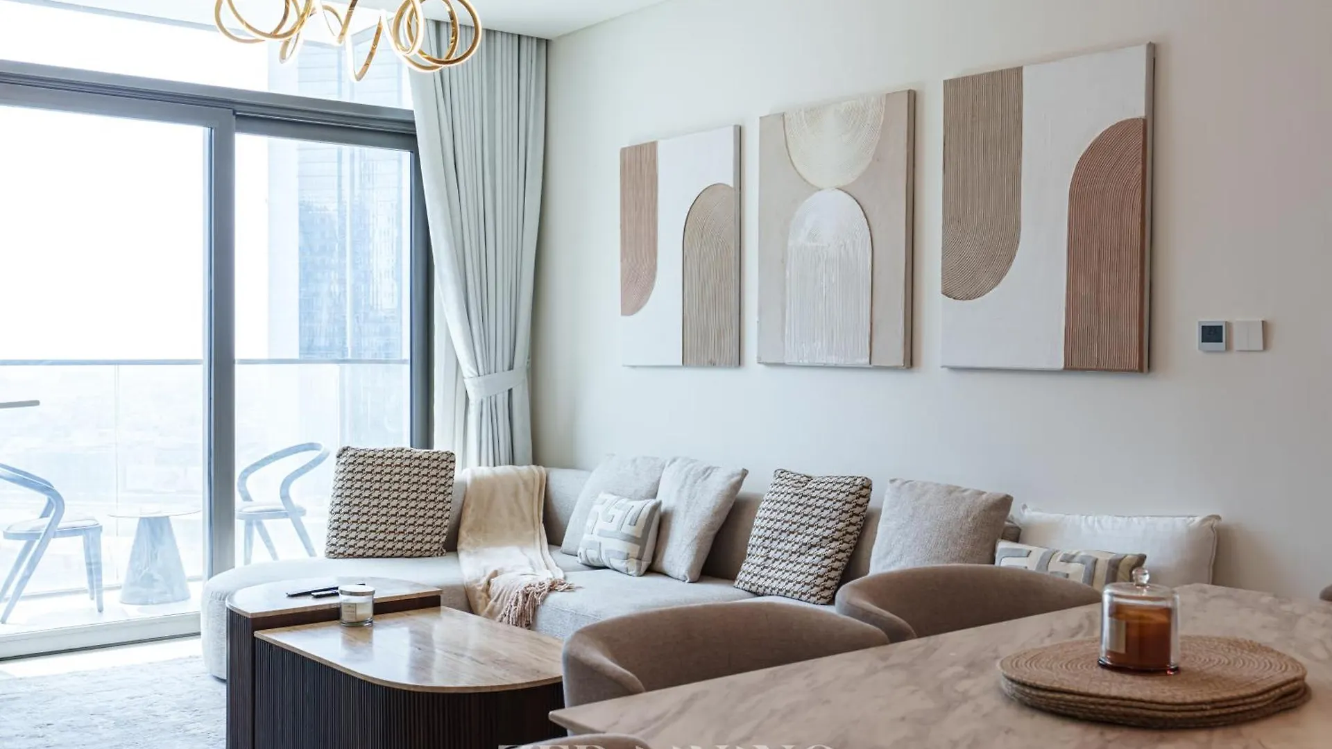 Zed Living - 2 Bedroom Next To Burj Khalifa - Burj Crown Dubai Apartment